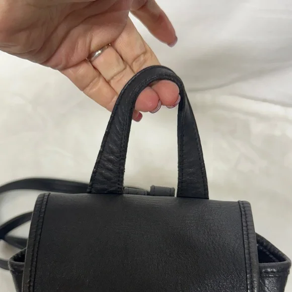 Coach Mini Leather Backpack Glove Tan Turn Lock Vintage Brass hardware - Picture 16 of 16